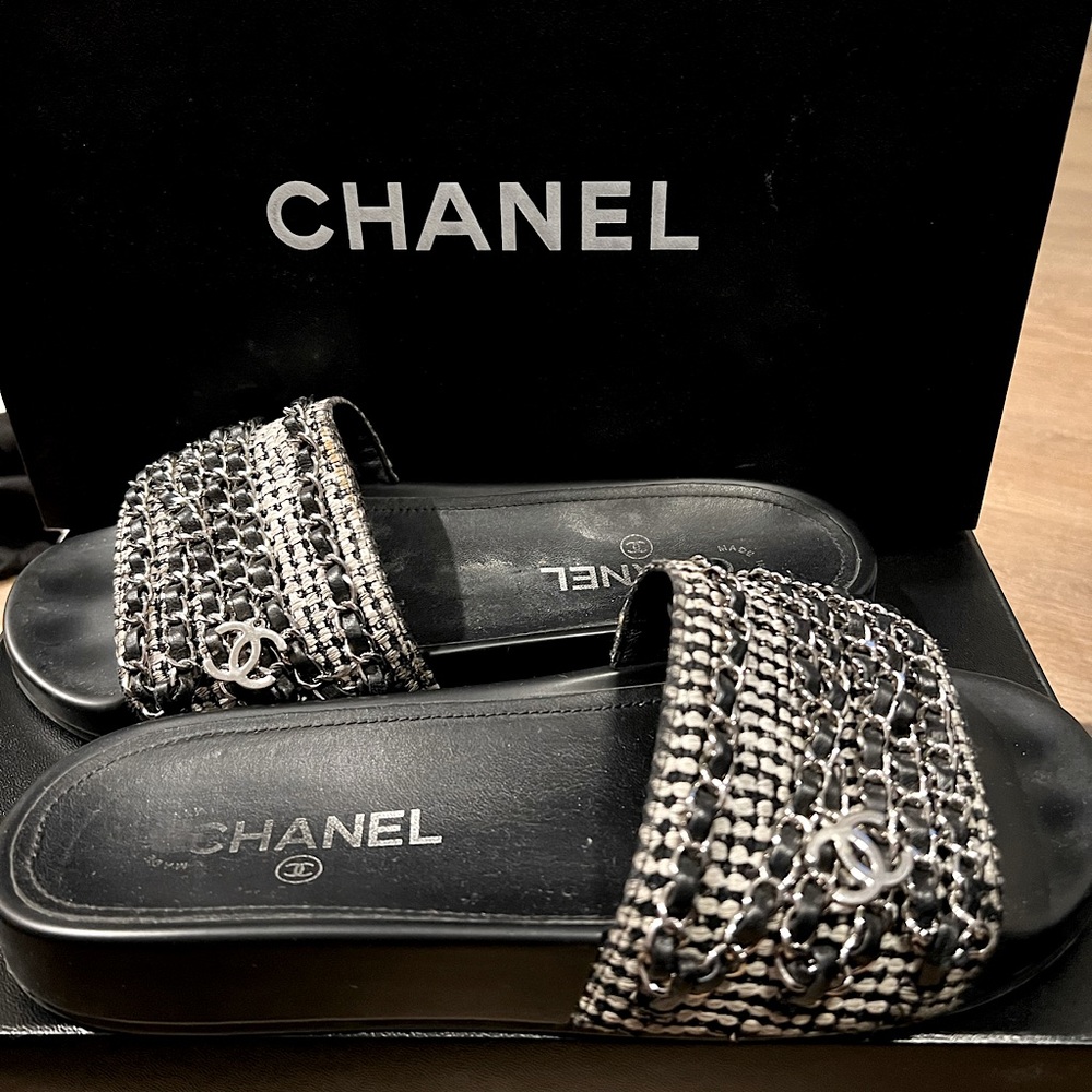 COPY - Chanel Mules Tweed - Picture 2 of 3
